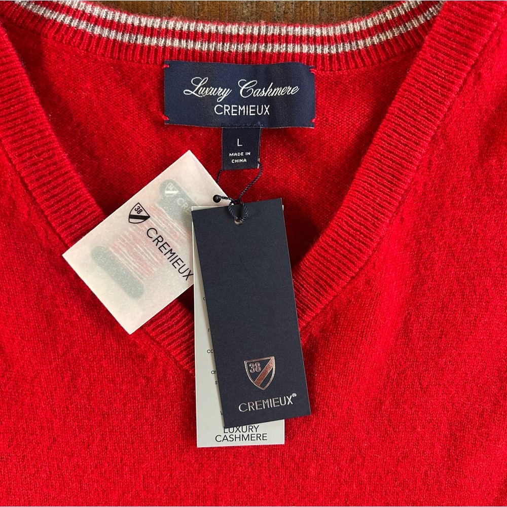 NWT Cremieux $200 Classic‎ Solid Red 100% CASHMERE V-Neck Sweater Men's Large - Picture 5 of 6